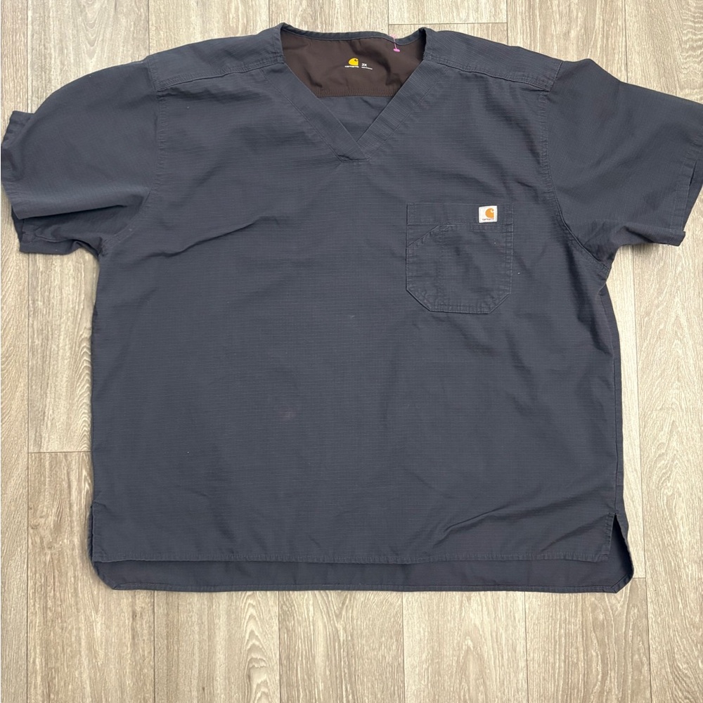 Carhartt Black shirt  Sleeve Tee

has this unremarkable stain